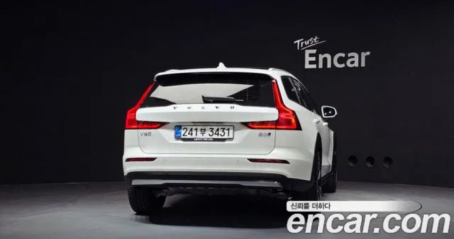 Volvo V60 