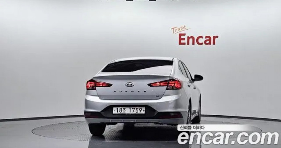 Hyundai Avante (Elantra) 