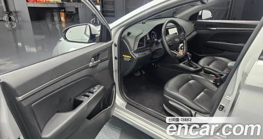Hyundai Avante (Elantra) 