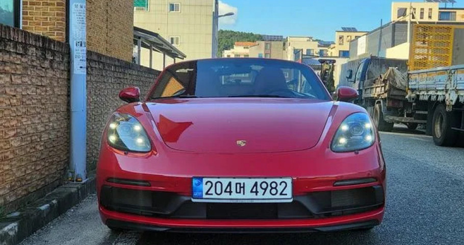 Porsche 718 
