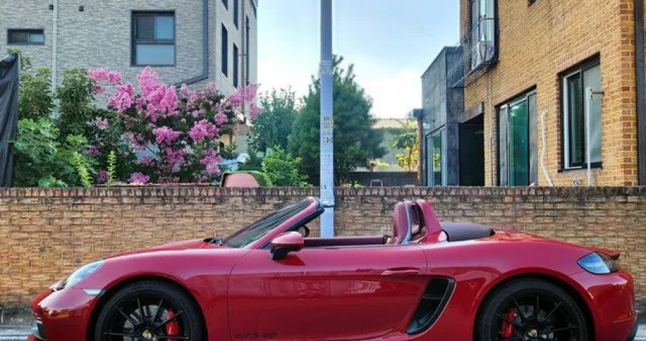 Porsche 718 