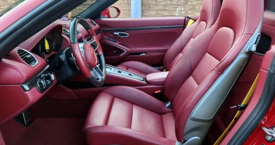 Porsche 718 