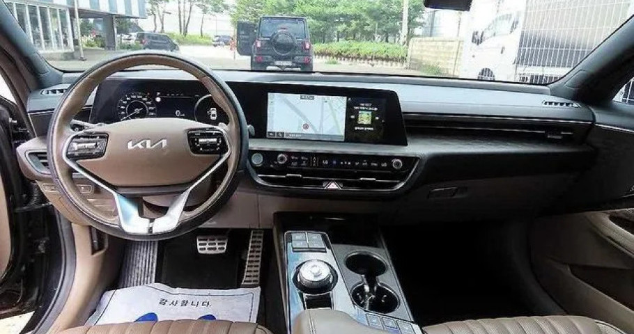 Kia K8 