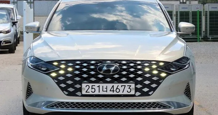 Hyundai Grandeur 