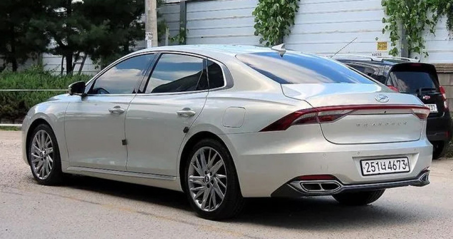 Hyundai Grandeur 