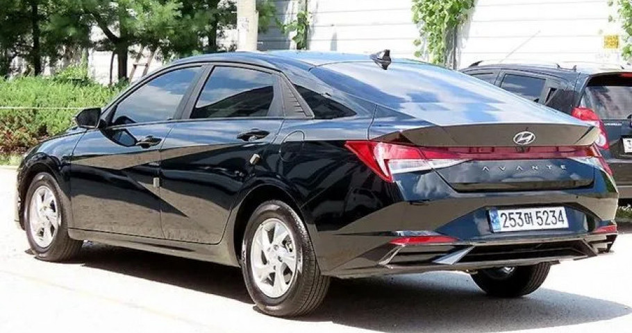 Hyundai Avante (Elantra) 