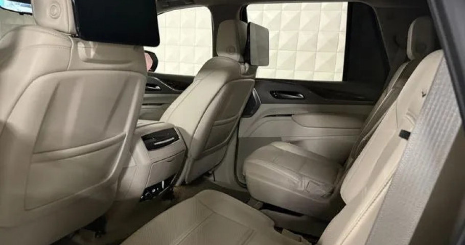 Cadillac Escalade 
