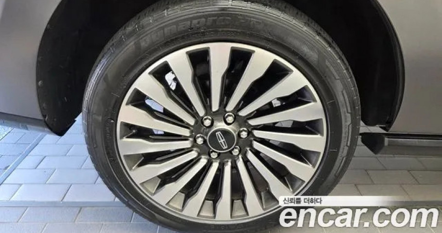 Lincoln Navigator 