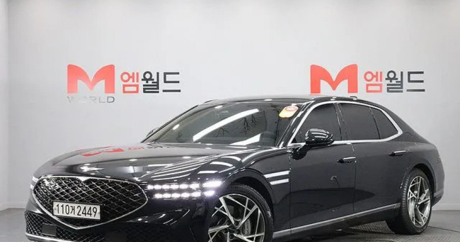 Genesis G90 