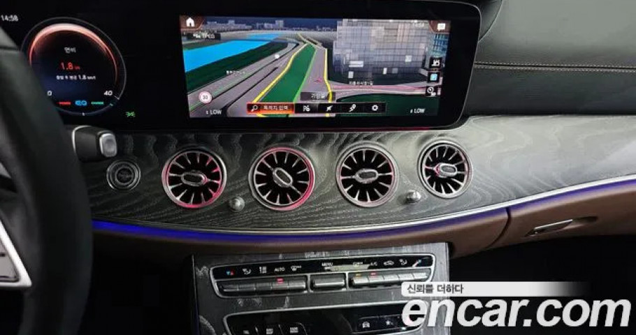 Mercedes-Benz E-Class 