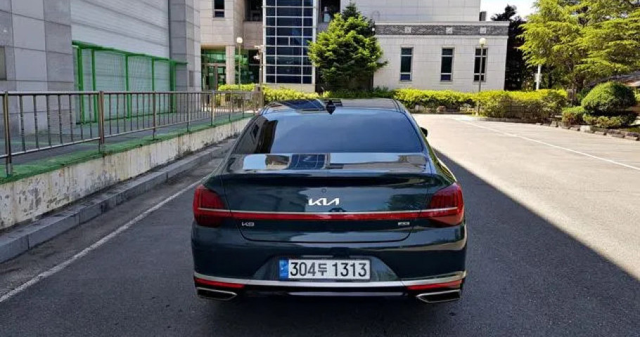 Kia K9 