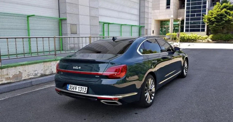 Kia K9 