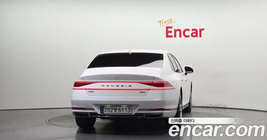 Genesis G90 