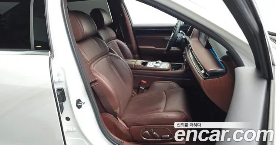 Genesis G90 