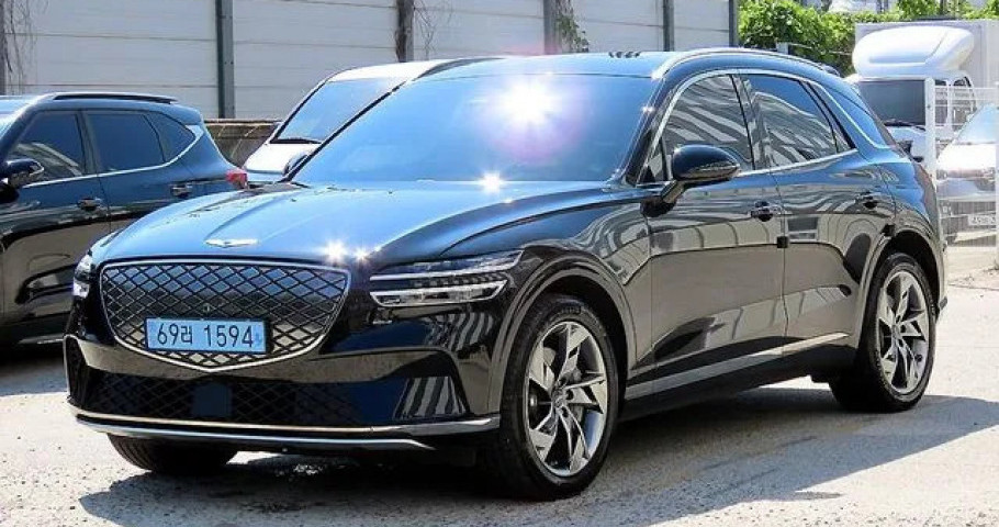 Genesis Gv70 
