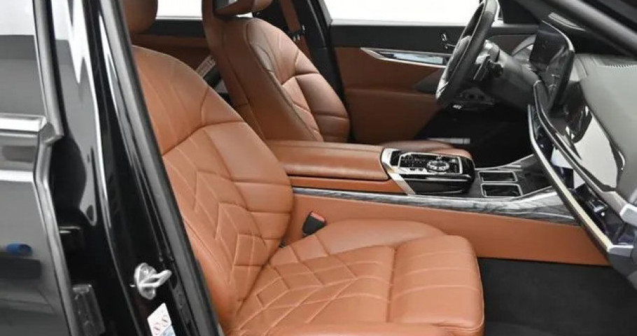 Bmw 7-Series 