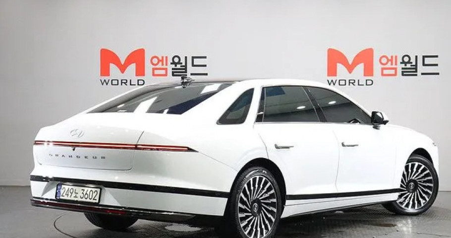 Hyundai Grandeur 