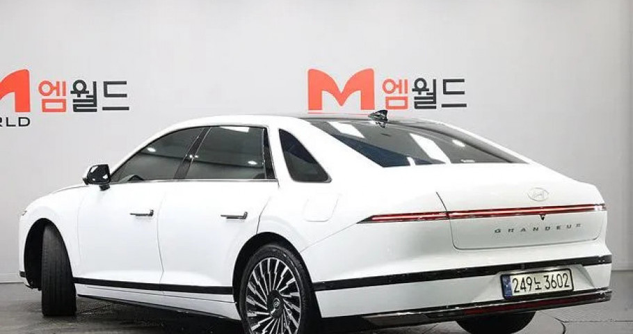 Hyundai Grandeur 
