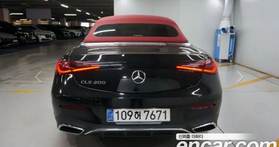 Mercedes-Benz Cle-Class 
