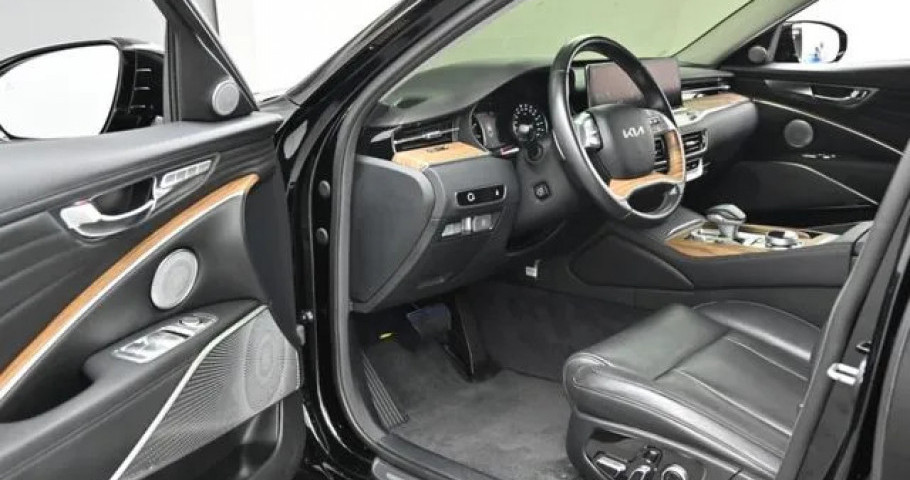 Kia K9 