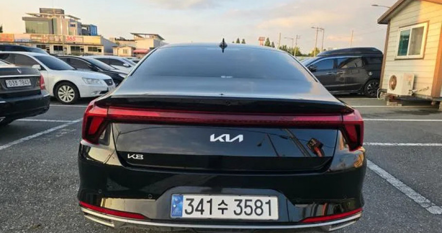Kia K8 