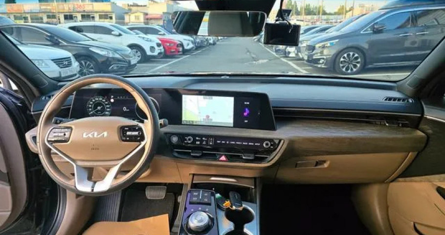 Kia K8 