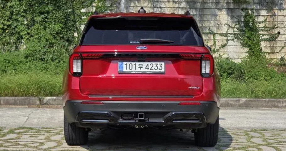 Ford Explorer 
