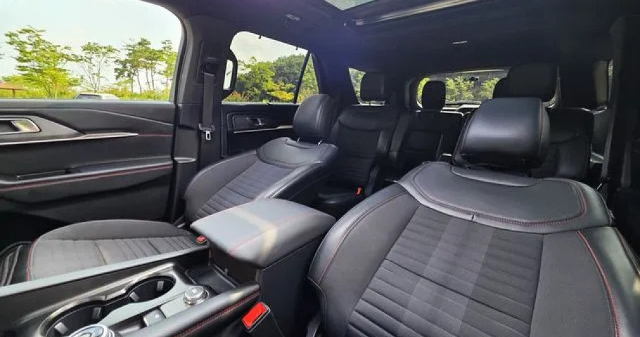 Ford Explorer 