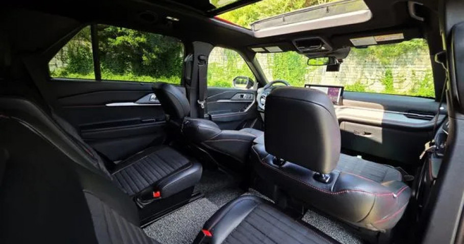 Ford Explorer 