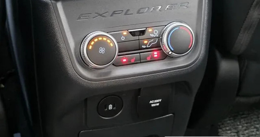 Ford Explorer 