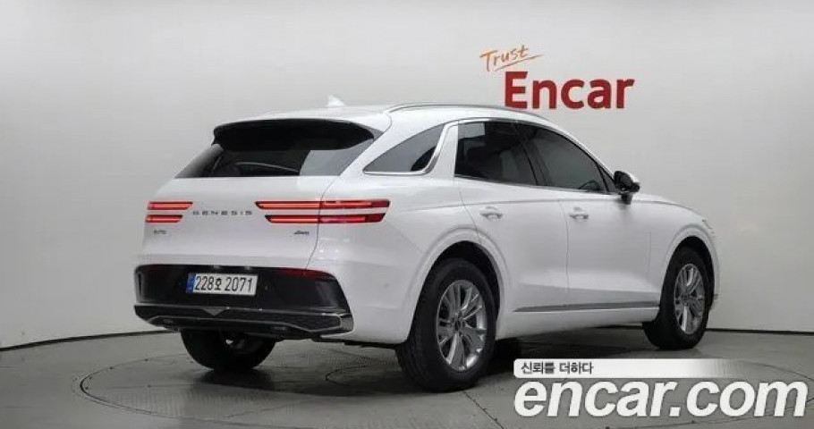 Genesis Gv70 