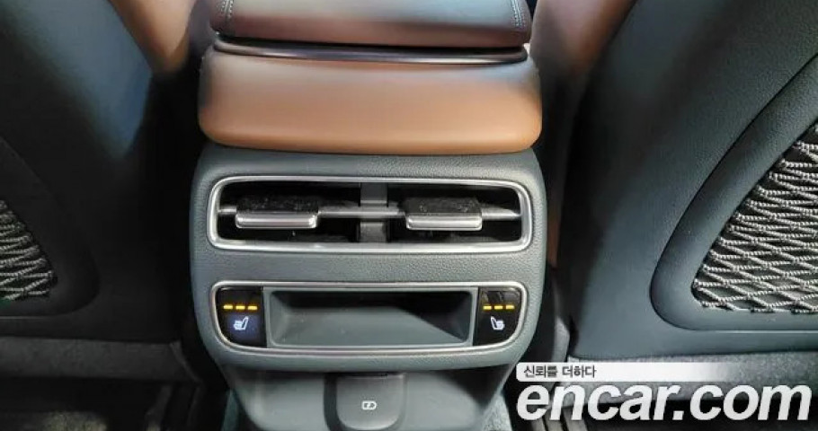 Genesis Gv70 