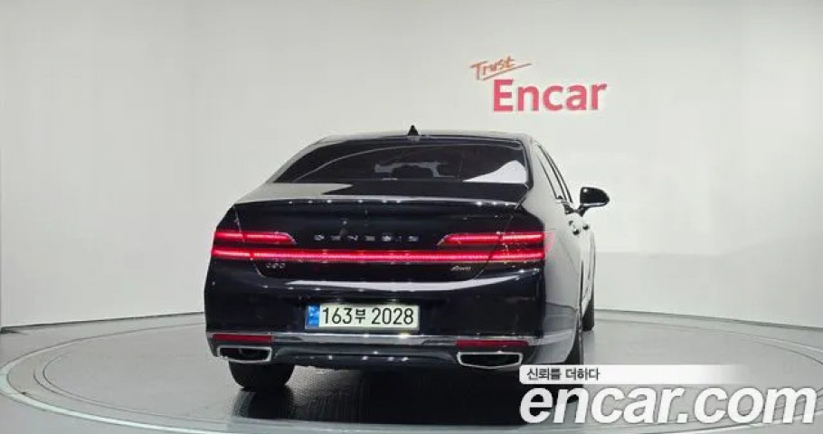Genesis G90 