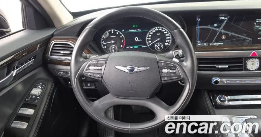 Genesis G90 