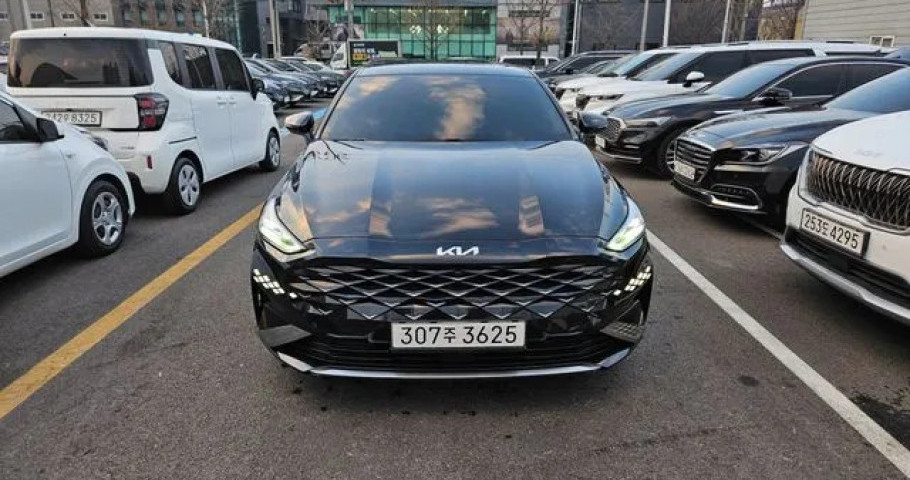 Kia K8 