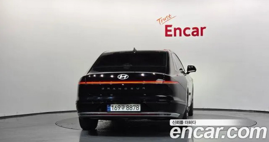 Hyundai Grandeur 