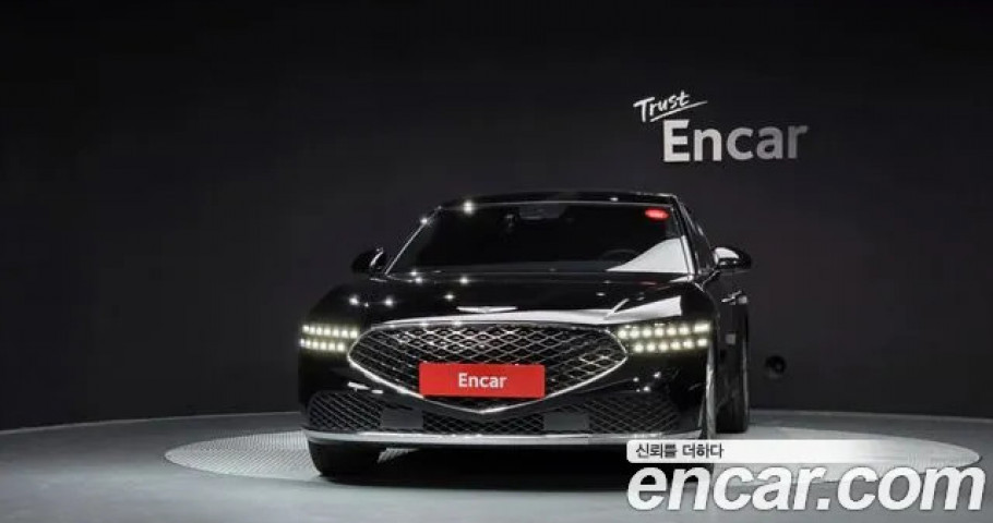 Genesis G90 
