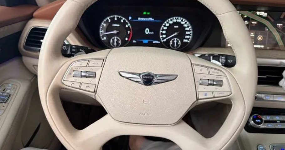 Genesis G90 