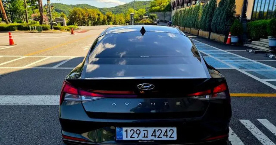 Hyundai Avante (Elantra) 
