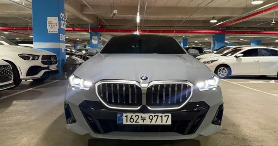 Bmw 5-Series 