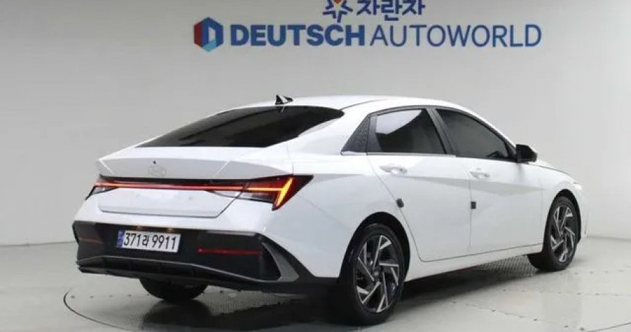 Hyundai Avante (Elantra) 