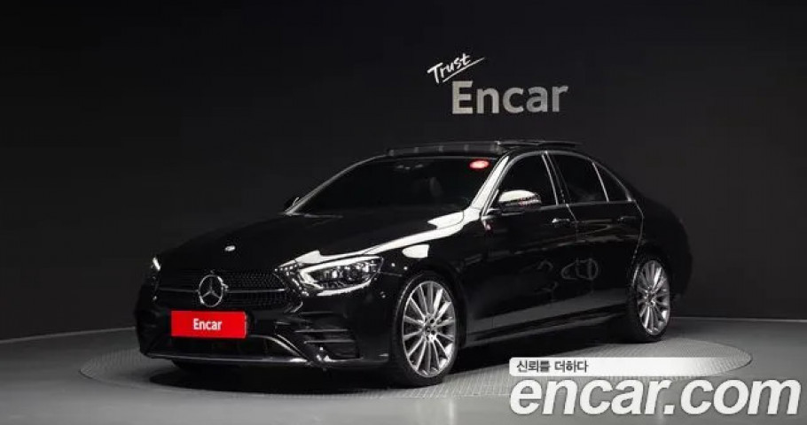 Mercedes-Benz E-Class 
