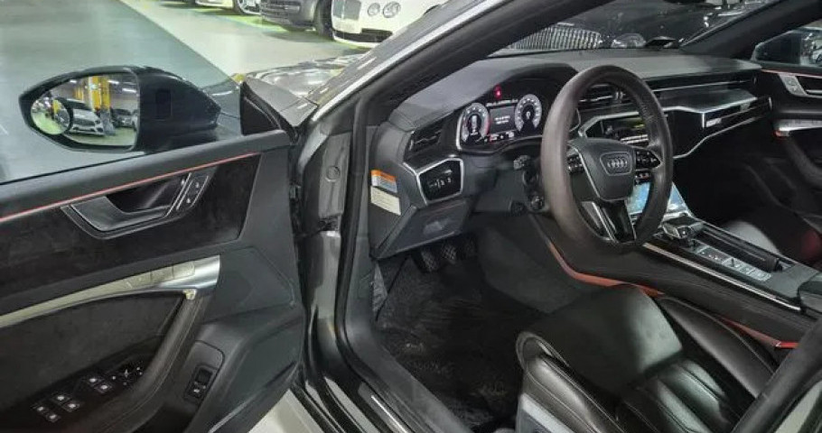 Audi A7 