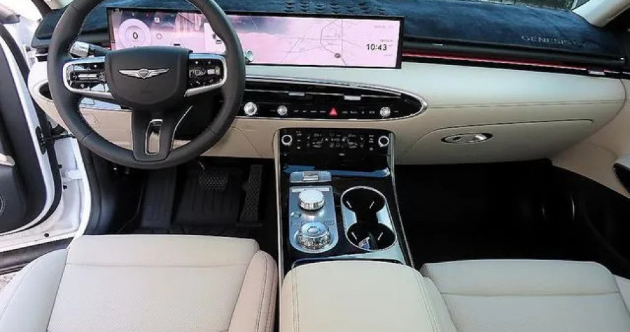 Genesis Gv70 