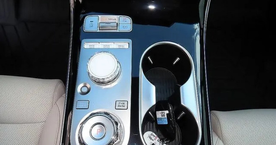 Genesis Gv70 