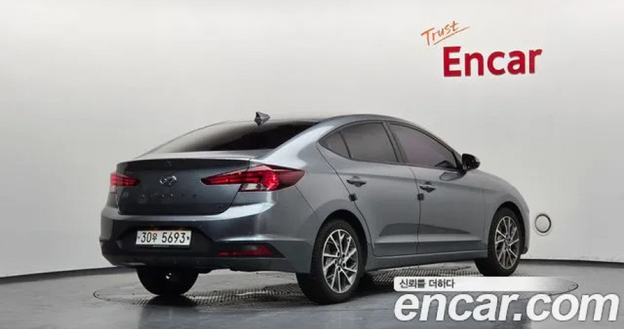 Hyundai Avante (Elantra) 