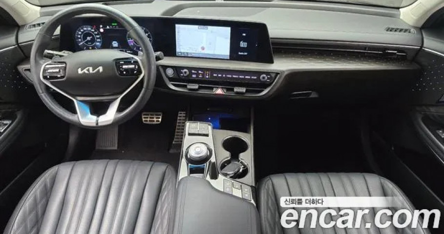 Kia K8 