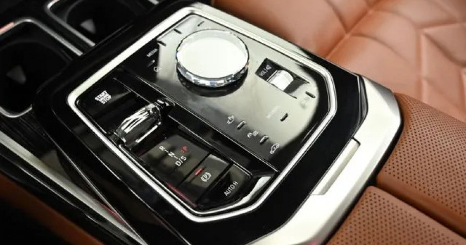 Bmw 7-Series 