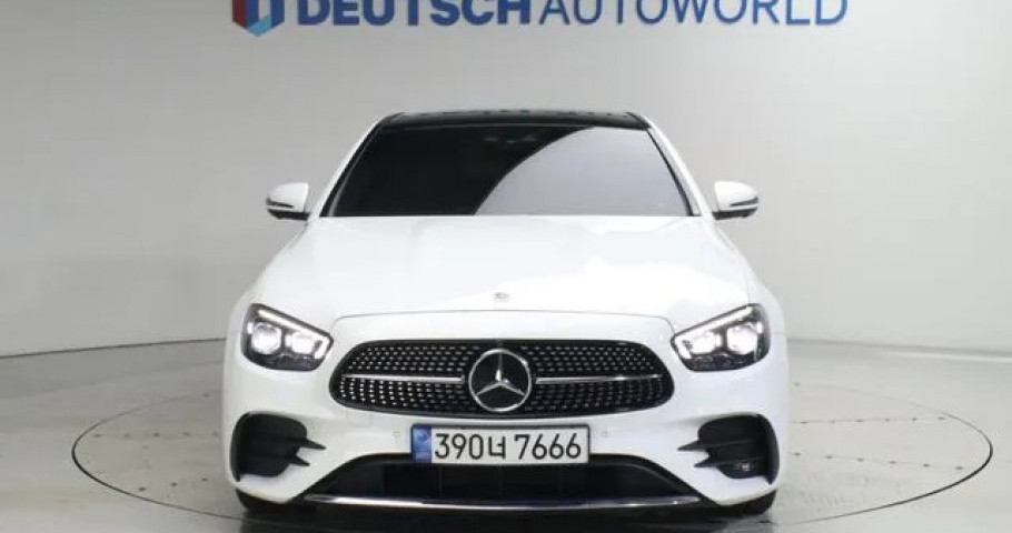 Mercedes-Benz E-Class 
