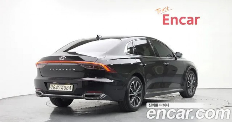 Hyundai Grandeur 